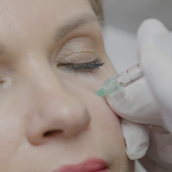 undereye-treatment-close-up