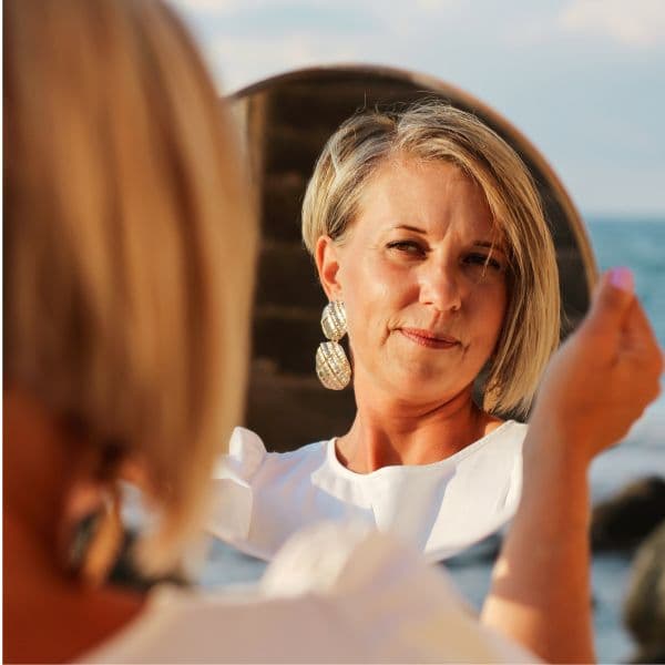 skin-concerns-mirror